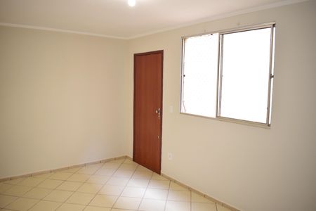 Apartamento para alugar com 55m², 2 quartos e 2 vagasSala