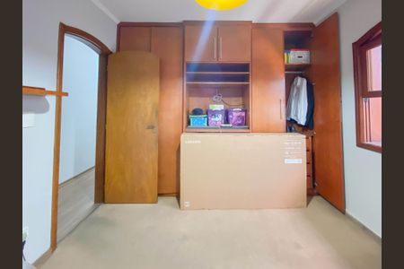 Casa à venda com 207m², 4 quartos e 2 vagas Casa à venda com 207m², 4 quartos e 2 vagasQuarto 1