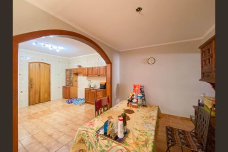 Casa à venda com 207m², 4 quartos e 2 vagas Casa à venda com 207m², 4 quartos e 2 vagasCopa