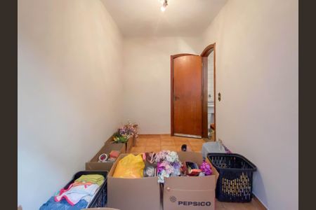 Casa à venda com 207m², 4 quartos e 2 vagas Casa à venda com 207m², 4 quartos e 2 vagasQuarto de Serviço