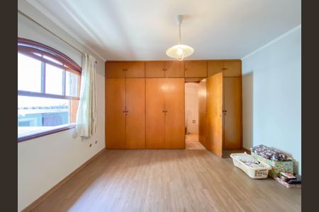 Casa à venda com 207m², 4 quartos e 2 vagas Casa à venda com 207m², 4 quartos e 2 vagasSuíte 1