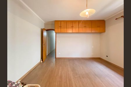 Casa à venda com 207m², 4 quartos e 2 vagas Casa à venda com 207m², 4 quartos e 2 vagasSuíte 1