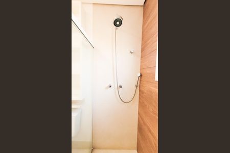 Casa de condomínio à venda com 374m², 4 quartos e 4 vagasBanheiro da Suíte Master