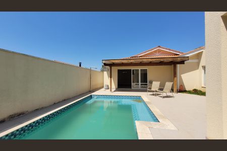 Casa de condomínio à venda com 374m², 4 quartos e 4 vagasPiscina