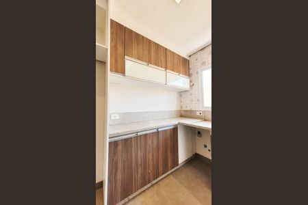 Casa de condomínio à venda com 374m², 4 quartos e 4 vagasCozinha