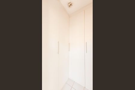 Casa de condomínio à venda com 374m², 4 quartos e 4 vagasÁrea de Serviço