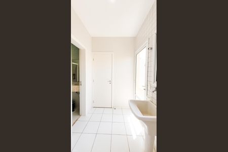 Casa de condomínio à venda com 374m², 4 quartos e 4 vagasÁrea de Serviço