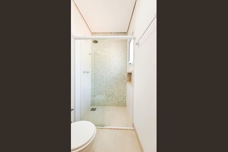 Casa de condomínio à venda com 374m², 4 quartos e 4 vagasBanheiro da Suíte 1