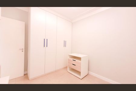 Casa de condomínio à venda com 374m², 4 quartos e 4 vagasQuarto 1