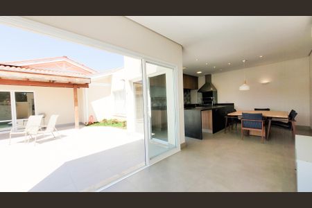 Casa de condomínio à venda com 374m², 4 quartos e 4 vagasÁrea gourmet