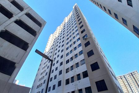 Apartamento à venda com 43m², 2 quartos e 1 vaga Apartamento à venda com 43m², 2 quartos e 1 vagaFachada do Prédio