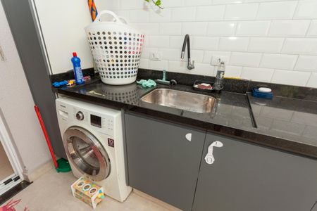 Casa à venda com 120m², 3 quartos e 2 vagasÁrea de Serviço