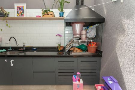 Casa à venda com 120m², 3 quartos e 2 vagasChurrasqueira