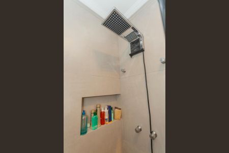 Casa à venda com 120m², 3 quartos e 2 vagasBanheiro da Suíte