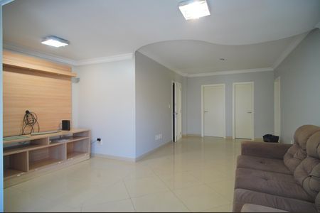 Apartamento à venda com 130m², 3 quartos e 2 vagasSala