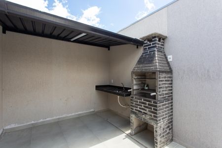 Apartamento para alugar com 52m², 2 quartos e 2 vagas Apartamento para alugar com 52m², 2 quartos e 2 vagasÁrea comum - Churrasqueira