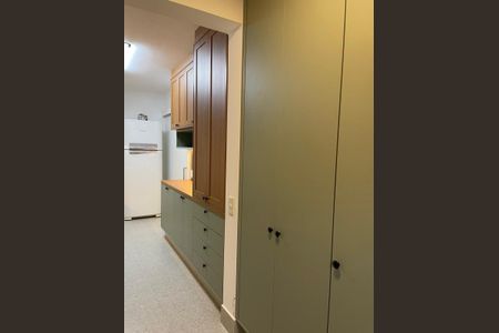 Apartamento à venda com 135m², 3 quartos e 3 vagas Apartamento à venda com 135m², 3 quartos e 3 vagasBanheiro