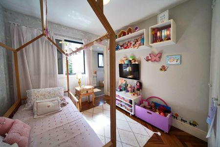 Apartamento à venda com 135m², 3 quartos e 3 vagas Apartamento à venda com 135m², 3 quartos e 3 vagasQuarto