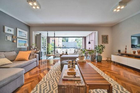 Apartamento à venda com 135m², 3 quartos e 3 vagas Apartamento à venda com 135m², 3 quartos e 3 vagasSala