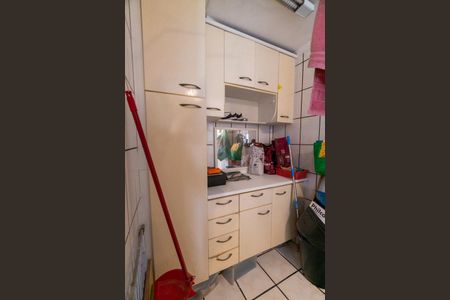 Apartamento à venda com 68m², 2 quartos e 1 vaga Apartamento à venda com 68m², 2 quartos e 1 vagaÁrea de Serviço - Armário