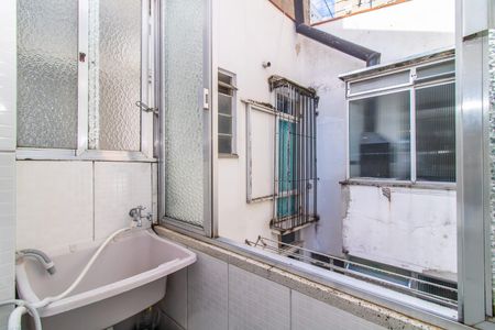 Apartamento à venda com 61m², 2 quartos e sem vaga Apartamento à venda com 61m², 2 quartos e sem vagaÁrea de Serviço