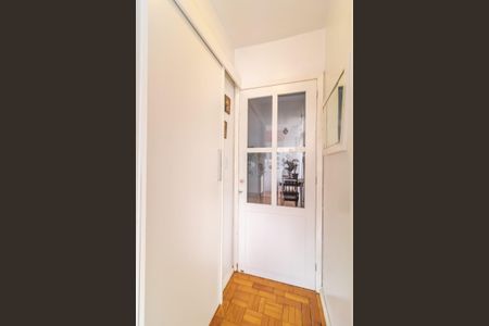 Apartamento à venda com 61m², 2 quartos e sem vaga Apartamento à venda com 61m², 2 quartos e sem vagaCorredor