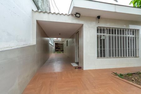Casa à venda com 160m², 3 quartos e 4 vagas Casa à venda com 160m², 3 quartos e 4 vagasÁrea comum