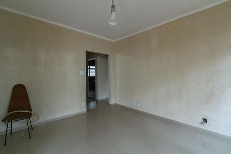 Casa à venda com 160m², 3 quartos e 4 vagas Casa à venda com 160m², 3 quartos e 4 vagasSala