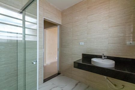 Casa à venda com 160m², 3 quartos e 4 vagas Casa à venda com 160m², 3 quartos e 4 vagasBanheiro