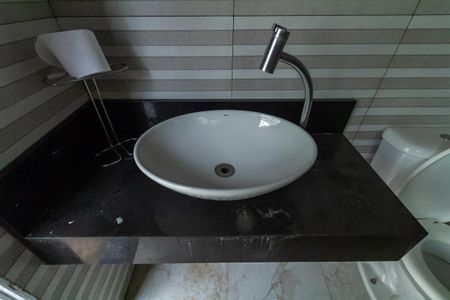 Casa à venda com 160m², 3 quartos e 4 vagas Casa à venda com 160m², 3 quartos e 4 vagasÁrea comum