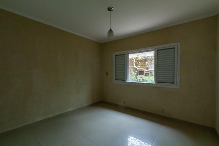 Casa à venda com 160m², 3 quartos e 4 vagas Casa à venda com 160m², 3 quartos e 4 vagasQuarto 2