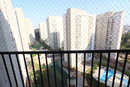 Varanda de apartamento para alugar com 3 quartos, 65m² em Umuarama, Osasco