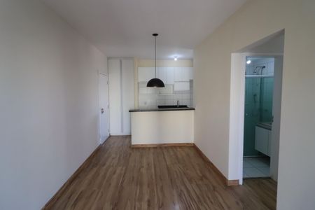 Apartamento para alugar com 65m², 3 quartos e 1 vagaSala