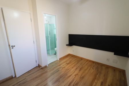 Apartamento para alugar com 65m², 3 quartos e 1 vagaSuíte