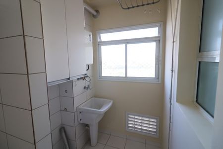 Apartamento para alugar com 65m², 3 quartos e 1 vagaÁrea de Serviço