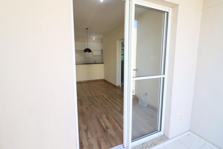 Varanda de apartamento para alugar com 3 quartos, 65m² em Umuarama, Osasco