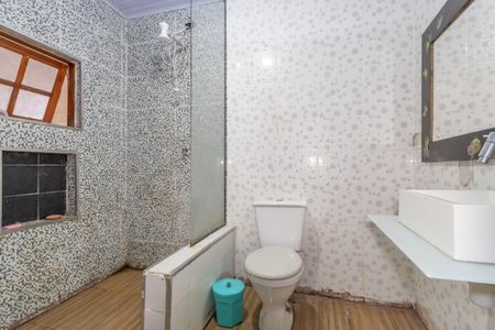 Casa à venda com 126m², 5 quartos e 1 vagaBanheiro 2