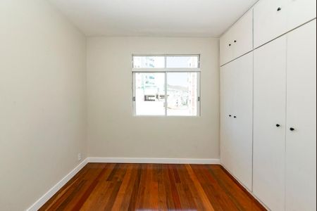 Quarto 1 de apartamento para alugar com 3 quartos, 90m² em Buritis, Belo Horizonte