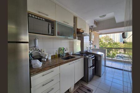 Apartamento para alugar com 74m², 2 quartos e 1 vagaCozinha