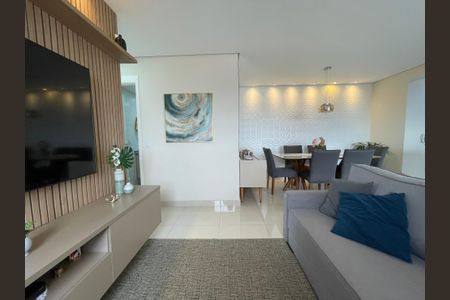 Apartamento à venda com 67m², 2 quartos e 1 vaga Apartamento à venda com 67m², 2 quartos e 1 vagaSala