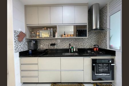 Apartamento à venda com 67m², 2 quartos e 1 vaga Apartamento à venda com 67m², 2 quartos e 1 vagaCozinha