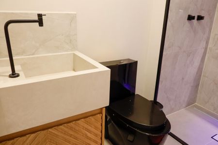 Apartamento à venda com 84m², 3 quartos e 2 vagas Apartamento à venda com 84m², 3 quartos e 2 vagasBanheiro