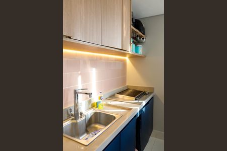 Apartamento à venda com 84m², 3 quartos e 2 vagas Apartamento à venda com 84m², 3 quartos e 2 vagasCozinha