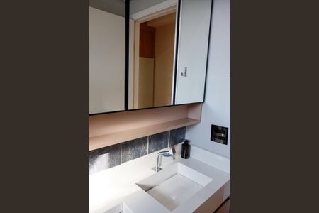 Apartamento à venda com 84m², 3 quartos e 2 vagas Apartamento à venda com 84m², 3 quartos e 2 vagasBanheiro da Suíte 2