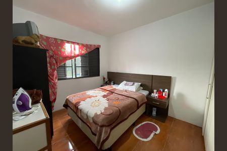 Casa à venda com 250m², 2 quartos e 3 vagas Casa à venda com 250m², 2 quartos e 3 vagasQuarto 1