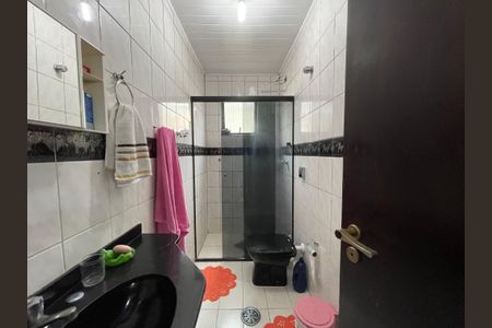 Casa à venda com 250m², 2 quartos e 3 vagas Casa à venda com 250m², 2 quartos e 3 vagasBanheiro Social