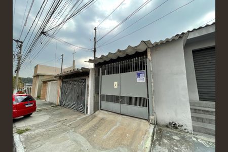 Casa à venda com 250m², 2 quartos e 3 vagas Casa à venda com 250m², 2 quartos e 3 vagasFachada