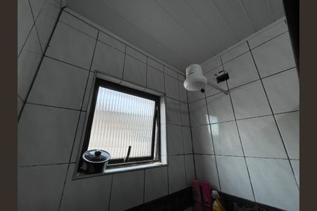 Casa à venda com 250m², 2 quartos e 3 vagas Casa à venda com 250m², 2 quartos e 3 vagasBanheiro Social