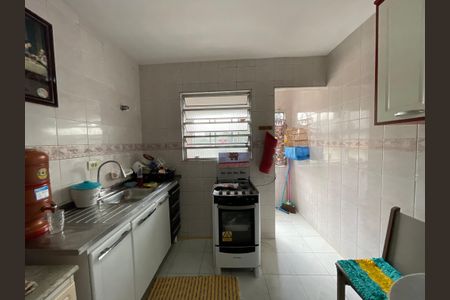 Casa à venda com 250m², 2 quartos e 3 vagas Casa à venda com 250m², 2 quartos e 3 vagasCozinha