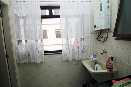 Apartamento à venda com 115m², 3 quartos e 1 vagaÁrea de Serviço